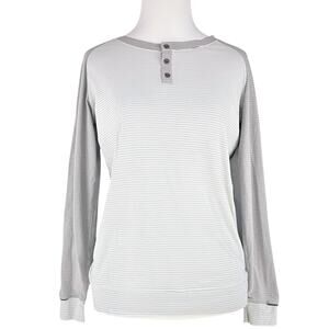 LULULEMON Runamuck Long Sleeve Henley Shirt in Heathered Light Grey Size 2-4